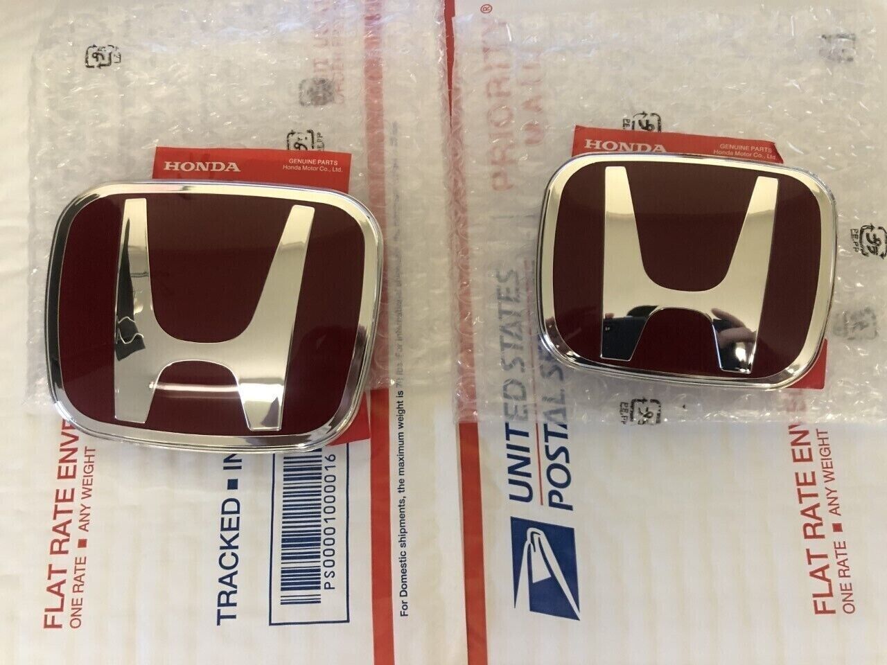 1 pair of for Honda for Civic sedans 4Dr 06-15 JDM red H front and rear R-shaped grille logos