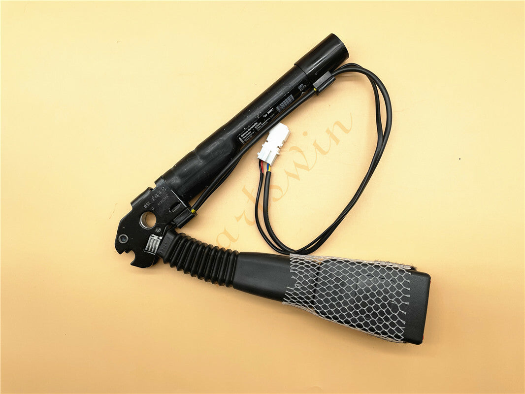 Front left seatbelt buckle drive side 72117259387 Applicable to for BMW F22 F23 F30