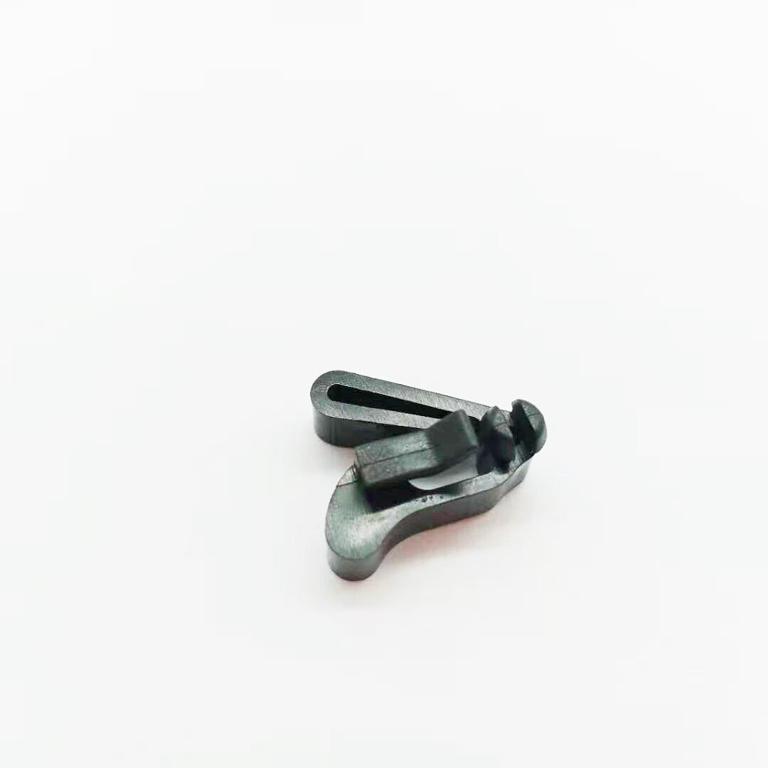 BPX700010 1Piece Gas Fuel Door Latch Clip for Land Rover Discovery 2 for Range Rover