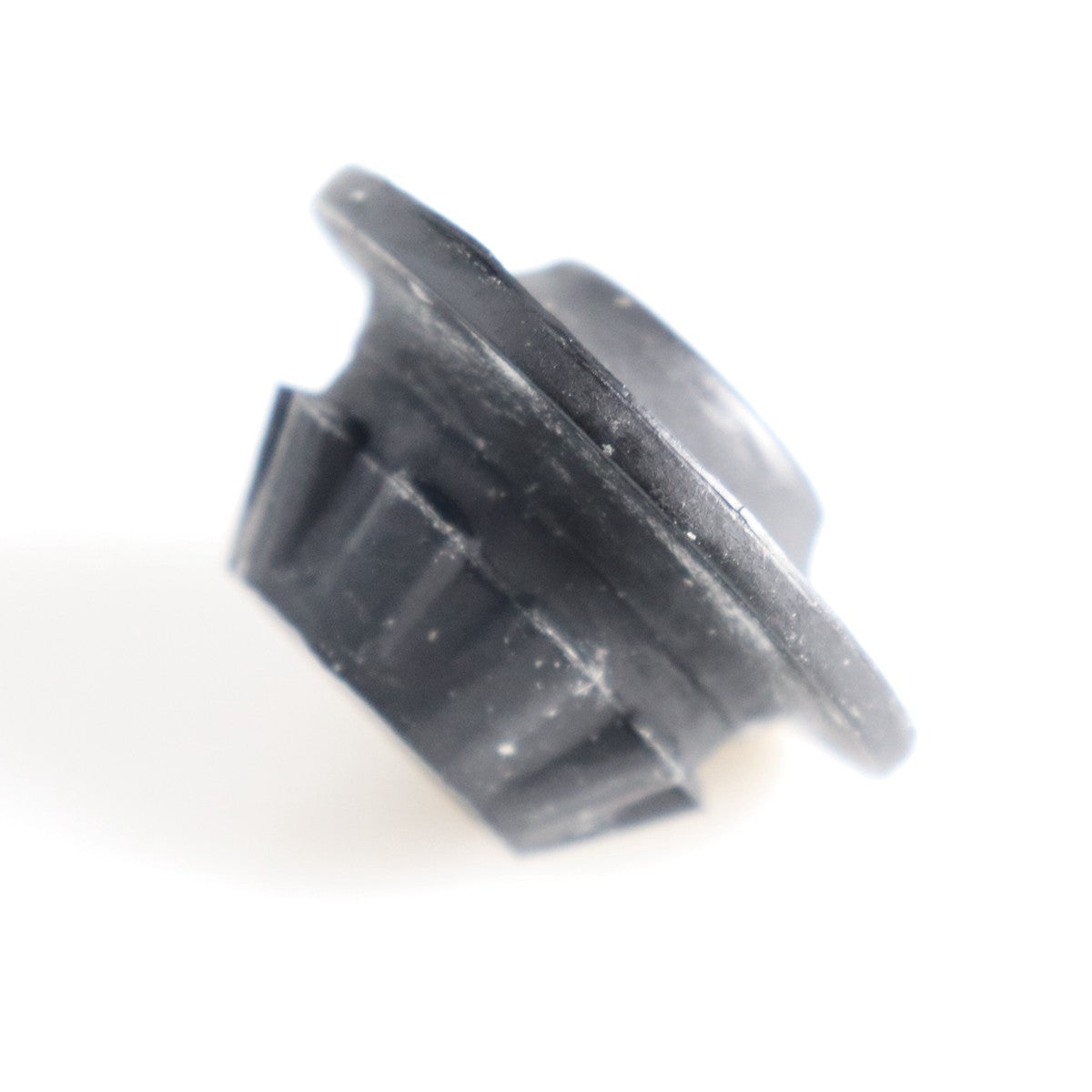 new 1-pack rubber radiator for Nissan installation - FEBEST  NSB-060 21507-4M400