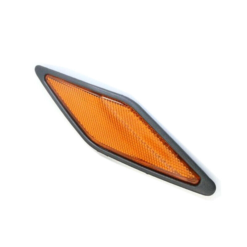 Right front fender reflector light for Mitsubishi Pajero Montero 2000 - 2003