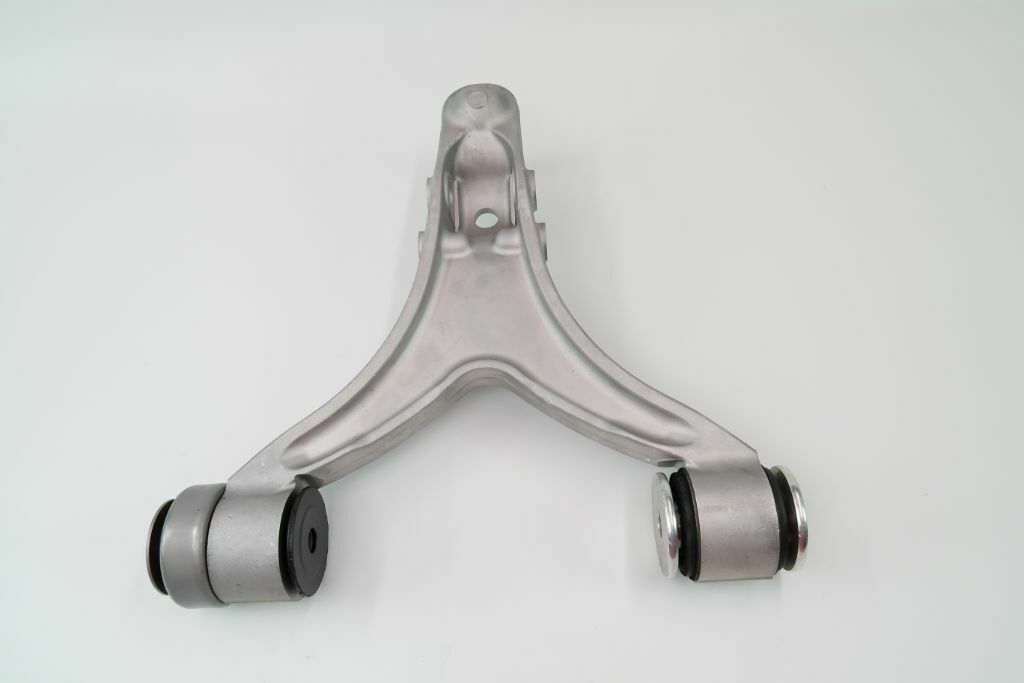 2PCS Front Lower Control Arms for Maserati Quattroporte GranTurismo M139 2004-08