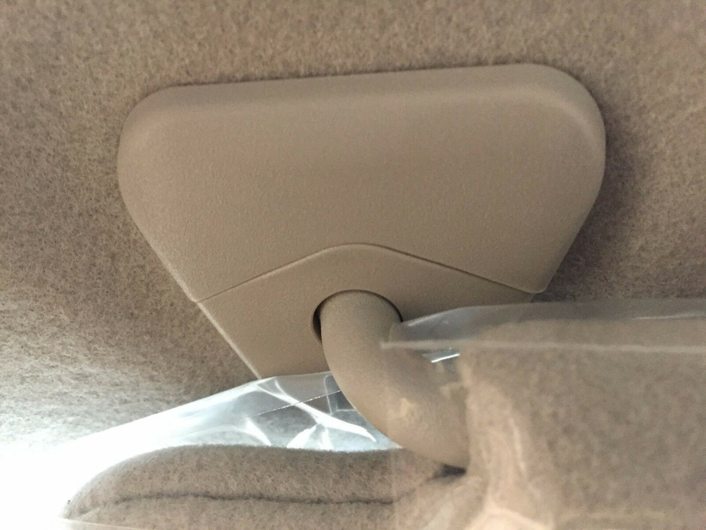 1PC NEW Sun Visor Bolt Cover 96420-3JA0A Fits for NISSAN ROGUE PATHFINDER ALTIMA