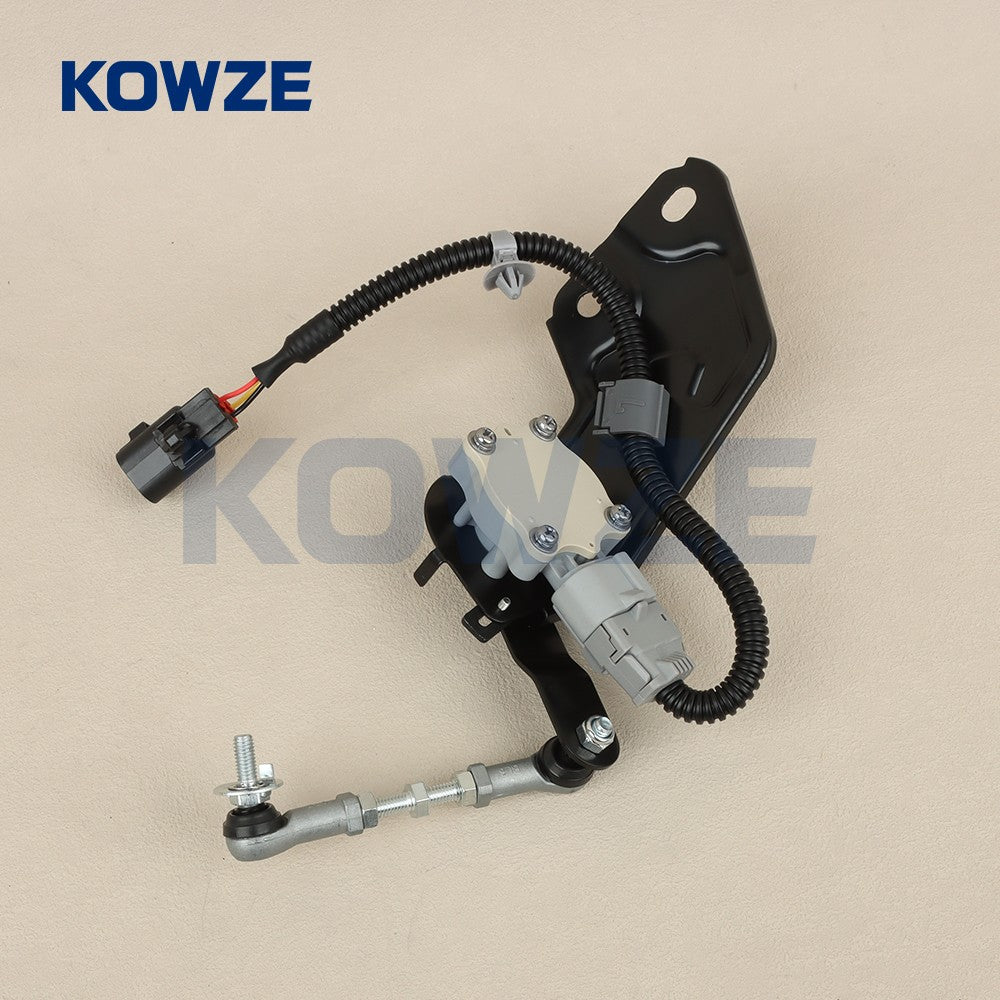 Part # EB3B13W029UM Headlight R 1 piece 