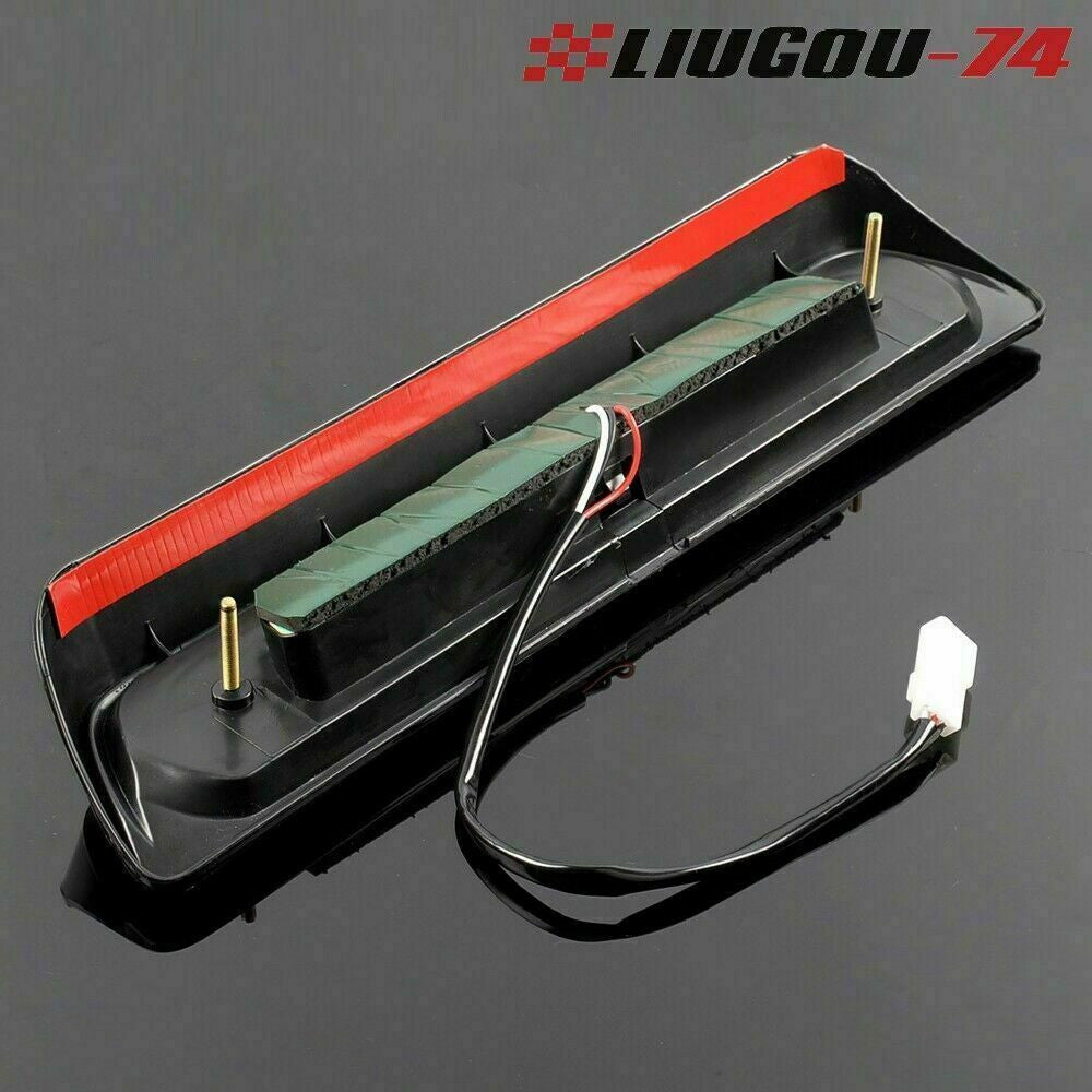 Suitable for Toyota Tundra V8 2007-16, rear LED third brake taillight and cargo light in black.