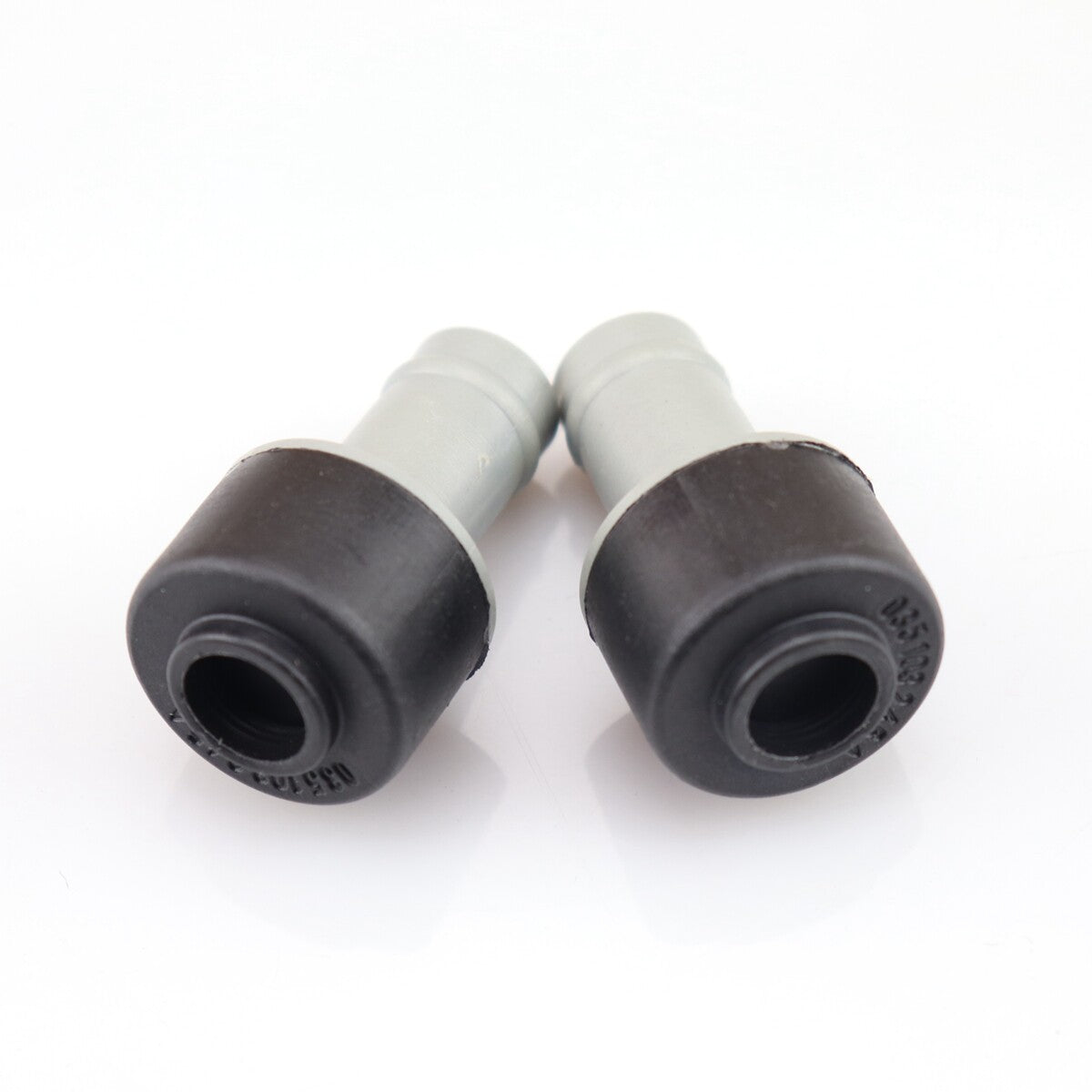 Two-piece turbocharged PCV (Polymer Capacitor) breather valve (035103245G) suitable for Audi A4 TT, for Volkswagen for Golf , and for Jetta 1.8L turbocharged models.