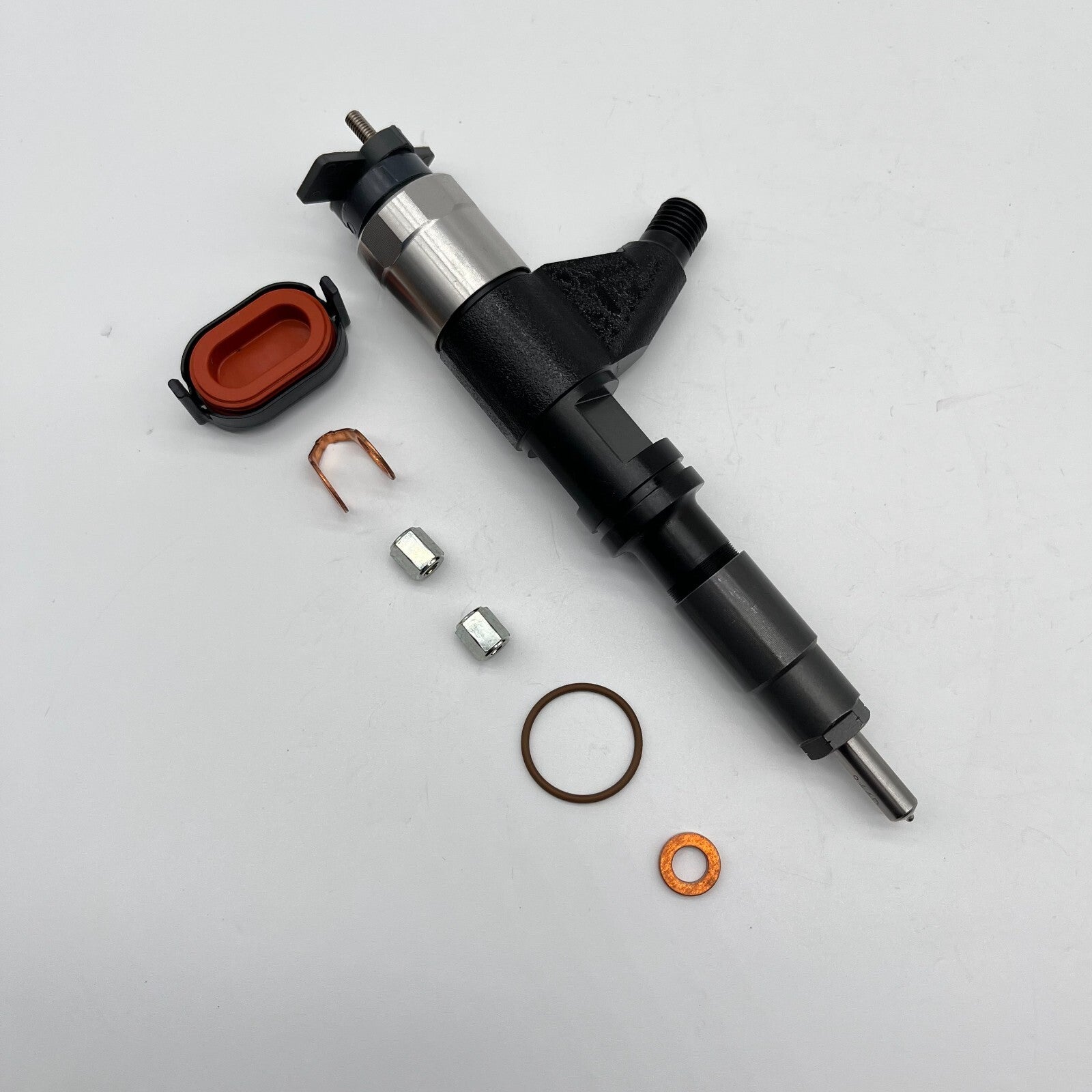 095000-6320 COMMON RAIL FUEL INJECTOR FOR RE546783 RE531210 RE530361