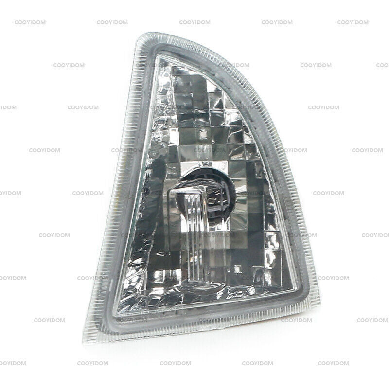 Pair Front Bumper fog lights for TOYOTA PRIUS C CORNER 2012 2013 2014