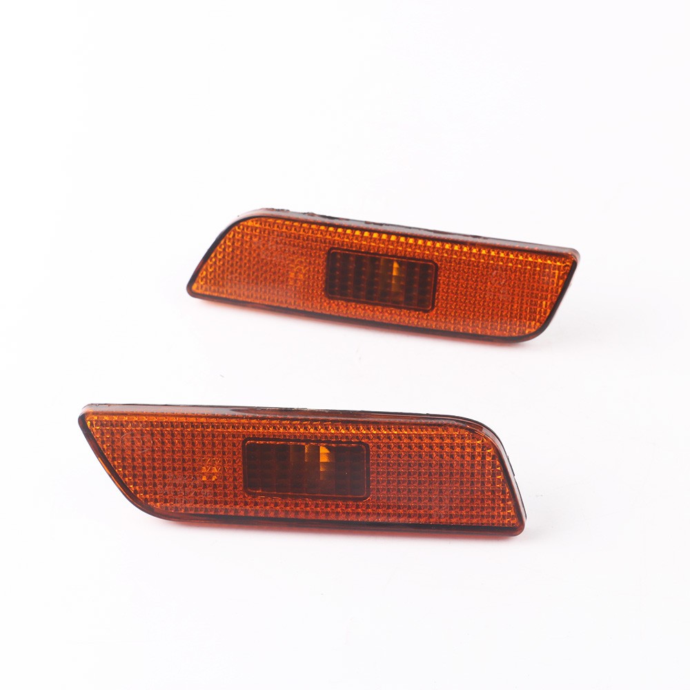 Left + Right Side Marker Lamp without Bulb For S80 2002 2003 2004 2005 2006