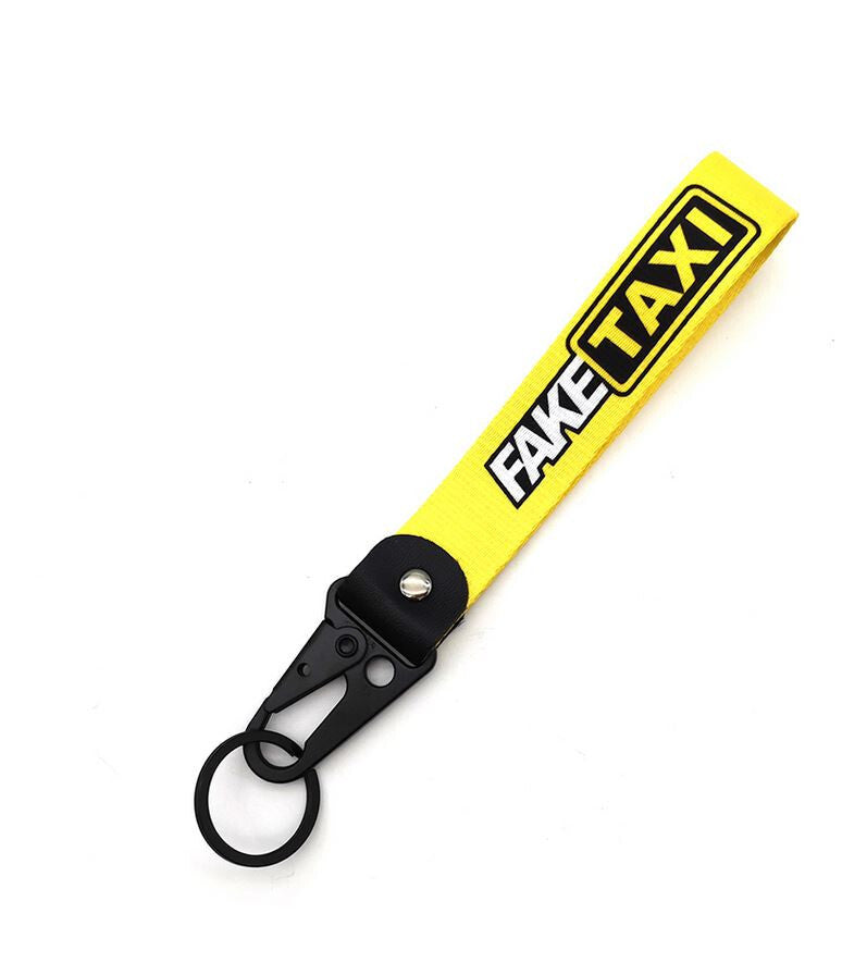 Car keychain/key ring with lanyard, car accessories, fake taxi, suitable for Mitsubishi .