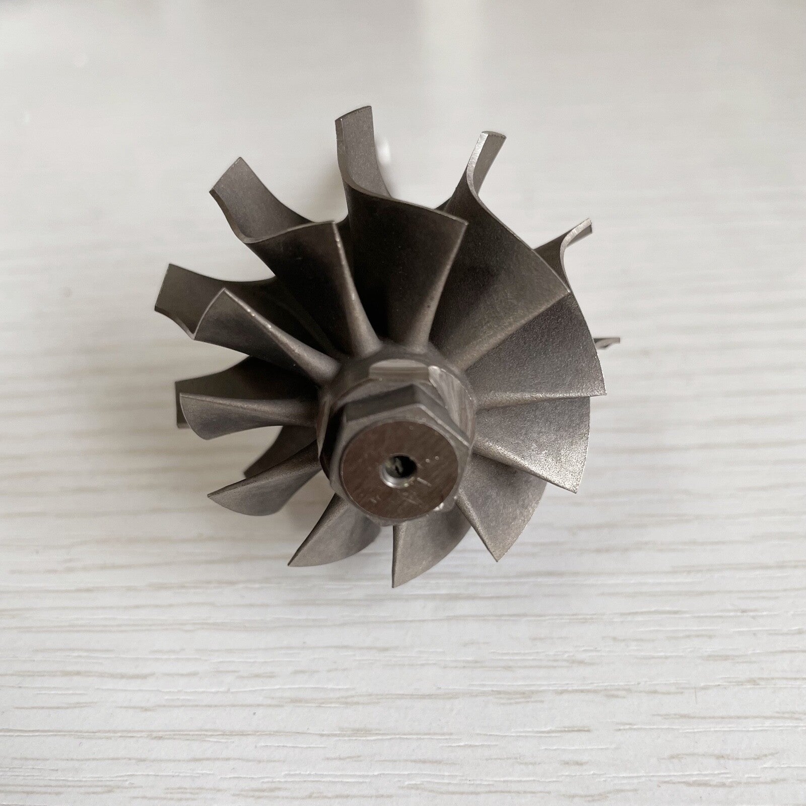 GT2554R/GT2560R 41.70/53.00 mm 11-blade ball bearing turbine turbine shaft wheel