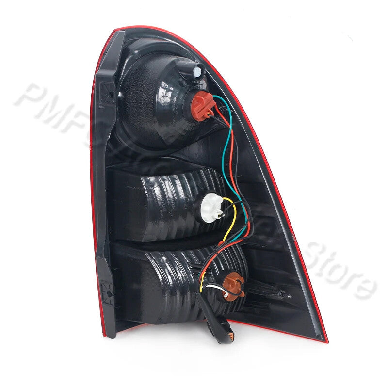 Left and right rear taillights and brake stop lights applicable to for Ssangyong Actyon Sports 2007 - 2013