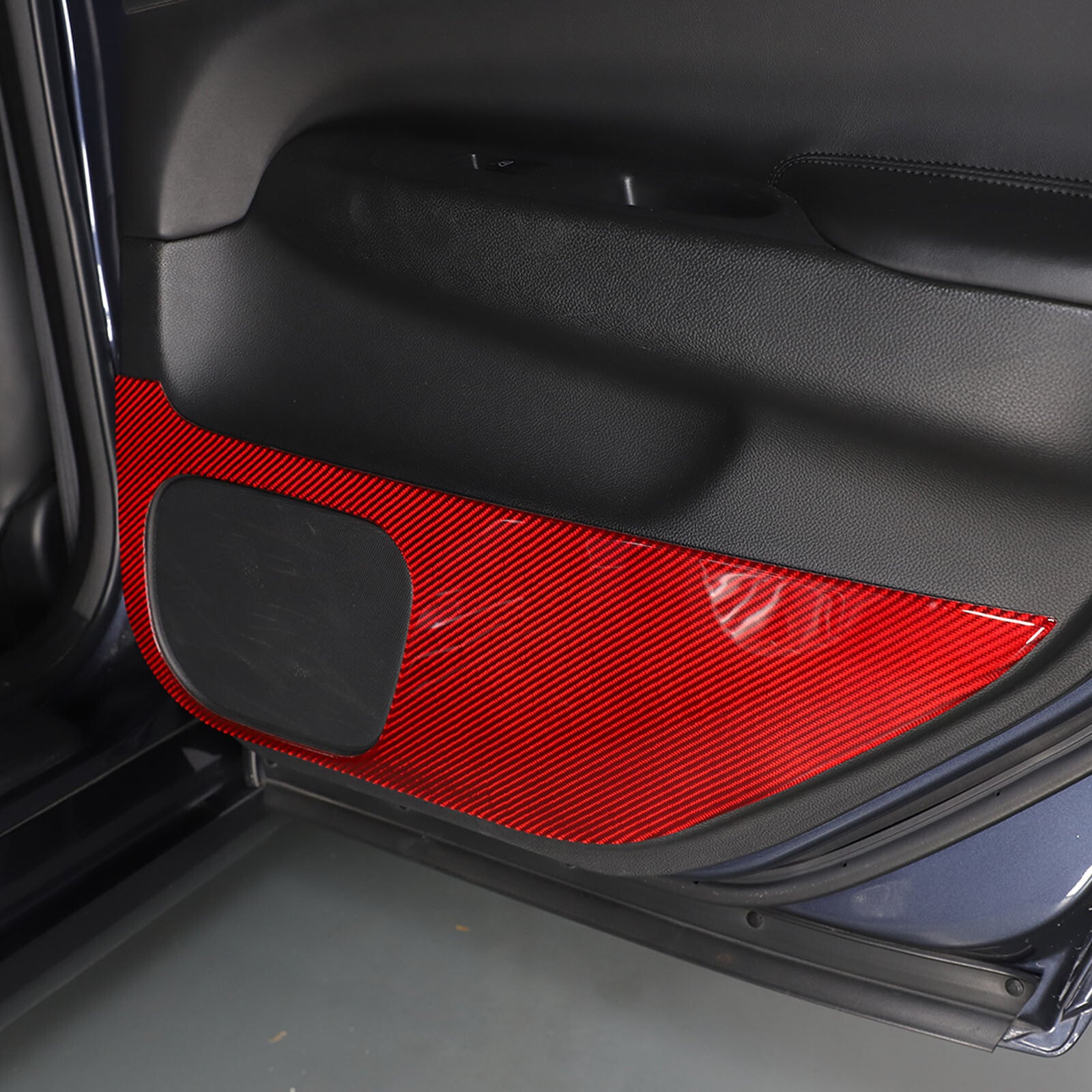 Carbon fiber rear door kick guard stickers suitable for Infiniti G25 and G37 (2007-2013).