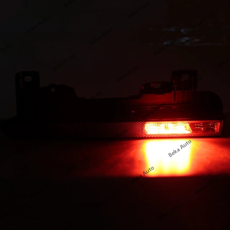 1Pair for Porsche Macan 95B 2022-2023 LHRH Rear Bumper Reflector TailBrake Lamp