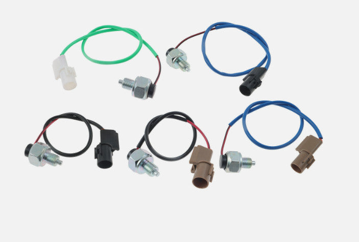5-Piece Transfer Case Switch Kit for Mitsubishi Montero models 2001, 2002, 2003, 2004, 2005, and 2006.
