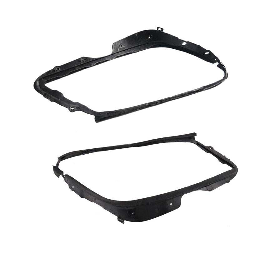 A pair of right and left front light trim seal covers for Mercedes C-Class W204 08-2011