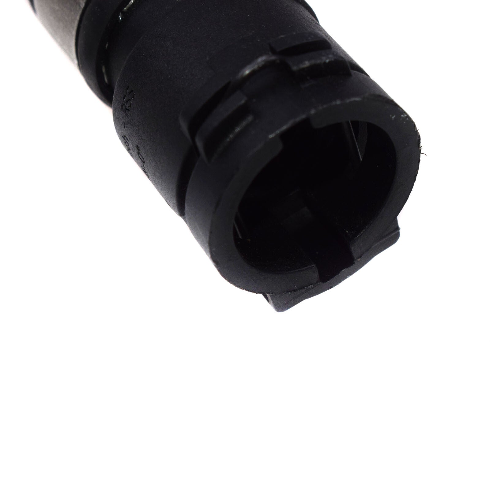 Water Hose From Expansion Tank Upper Engine Coolant for BMW 525i 530i 545i 645Ci