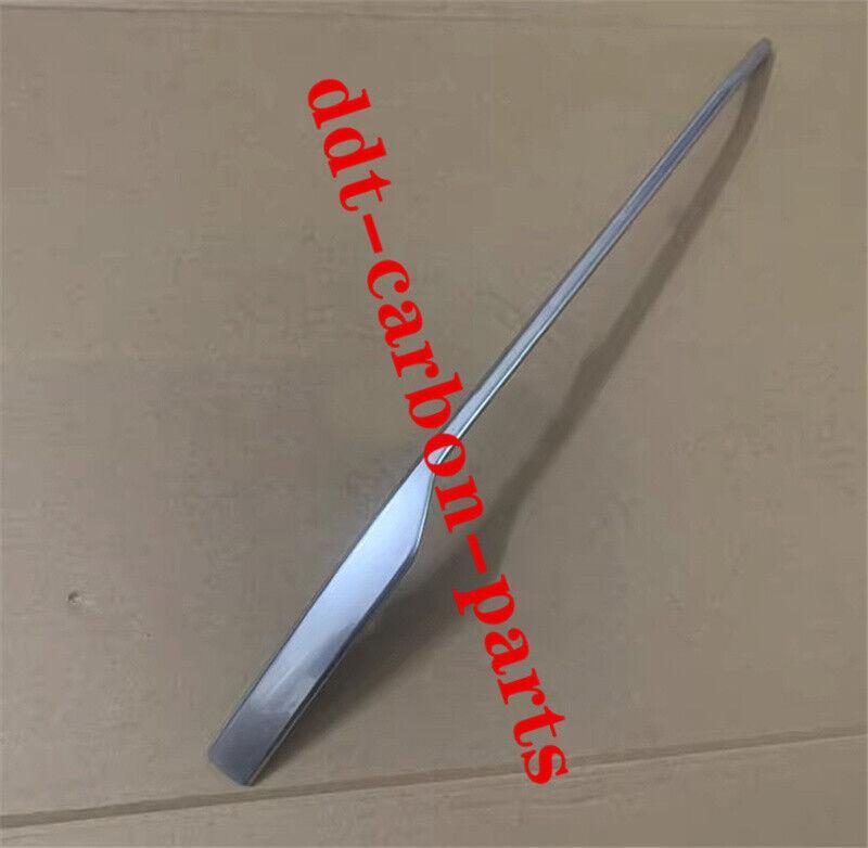 1 piece of trim strip below the fog light cover on the left front bumper of for Audi Q7 2016-2019