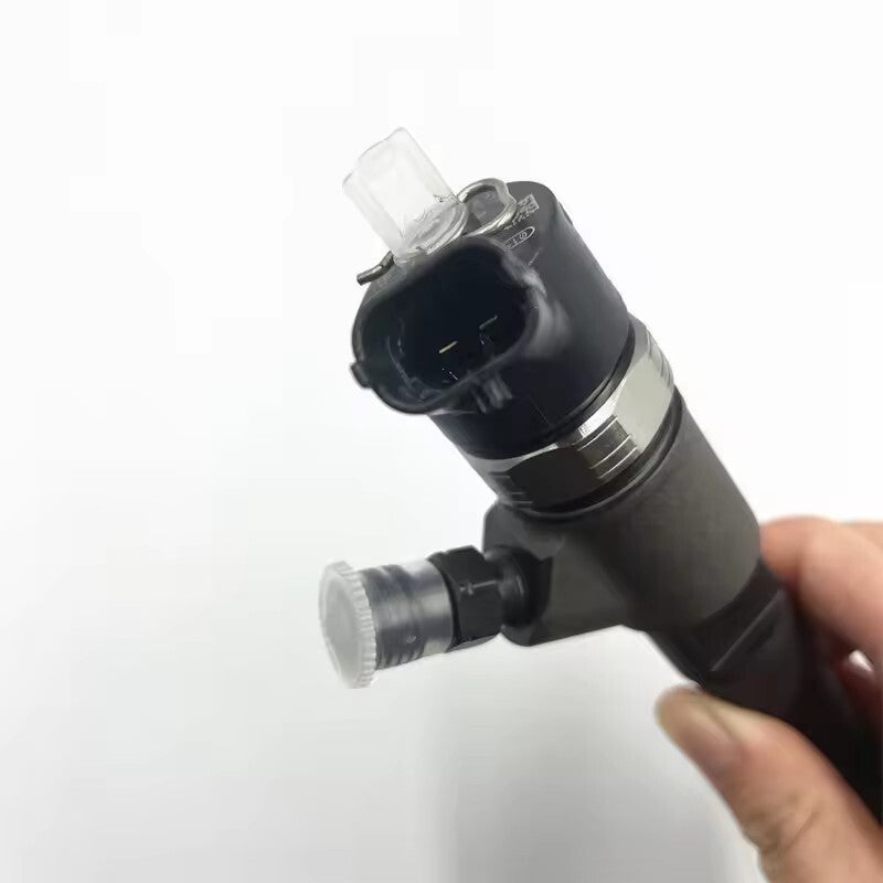 0445110011 New Injector 0445110011 A6110700587 Fuel Common Rail Nozzle for Benz