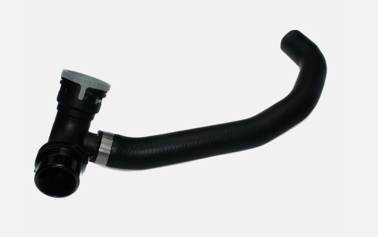 Engine under-discharge radiator coolant hose suitable for Land Rover LR2 3.2L L6 2008 - 2012 LR005564