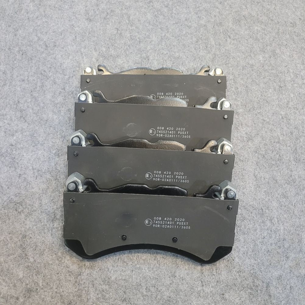 Front Brake Pads for Mercedes C63 E63 CLS63