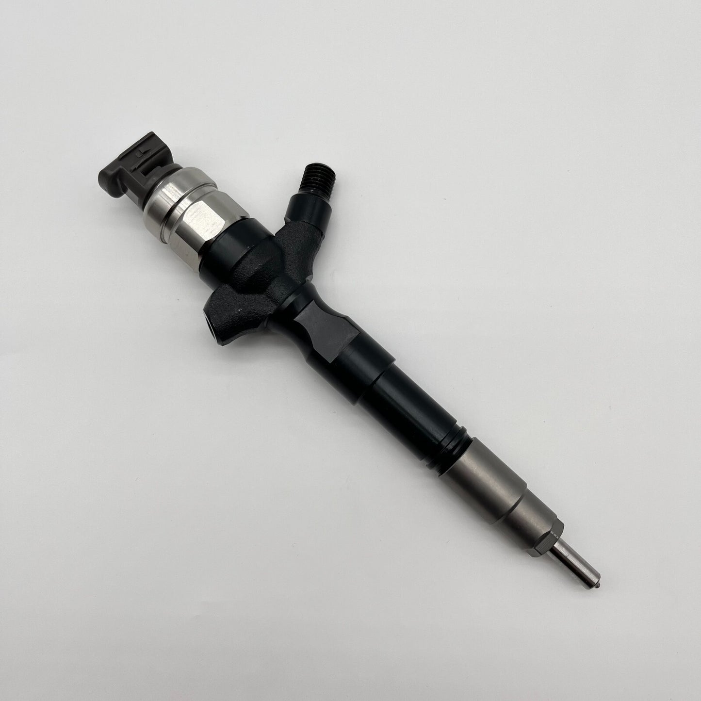 Diesel Fuel Injector Assembly 095000-7800 23670-39285 2367039285 for Toyota
