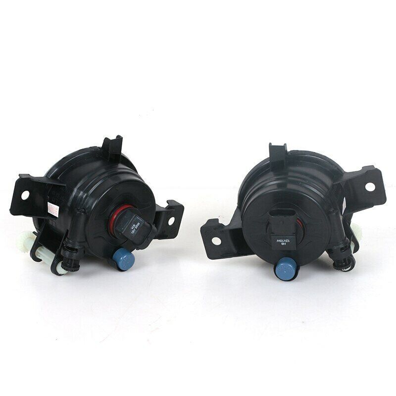 A pair of front bumper fog lights are available for the for BMW X5 E70 Sport Package 2011-2013.