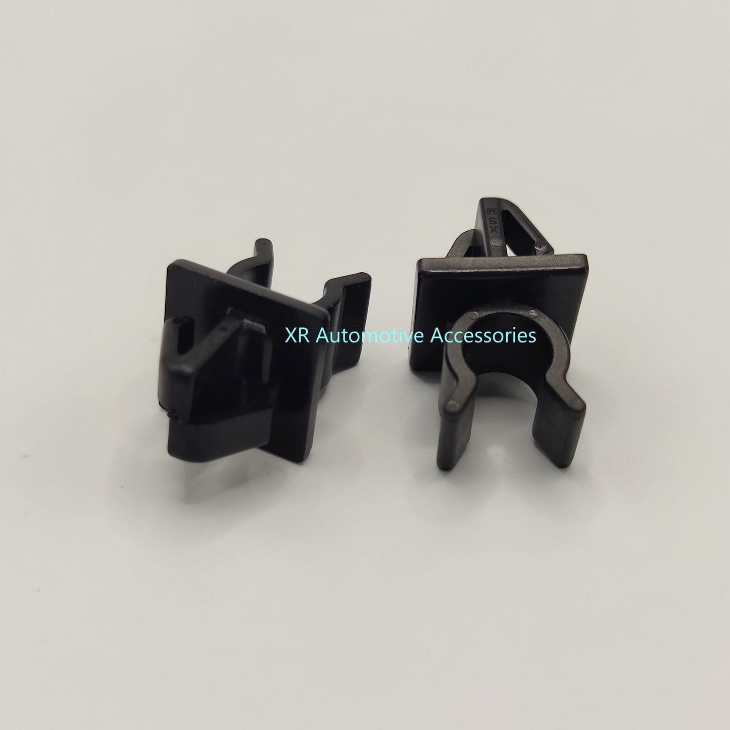 2Pcs for Mazda Car Bonnet Support Strut Rod Hood Stay Retainer Clips L20656652A