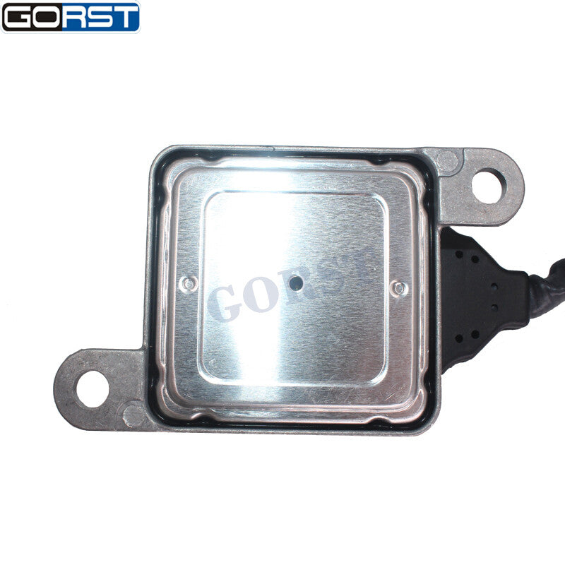 Idle air control valve with connector for Volkswagen Vanagon Syncro and water-cooled 2.1L (USA)