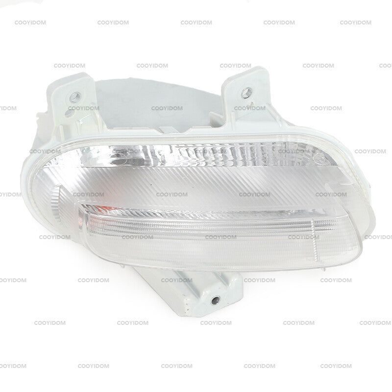 For the 2019-2021 for Jeep Renegade: Front DRL parking turn signals and fog lights.