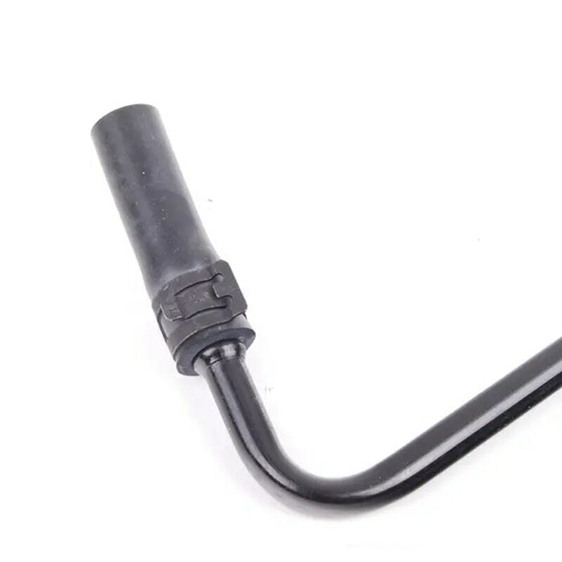 Extended fuel tank breather hose suitable for Mercedes W209, W203, CL203, C209, A2035010025