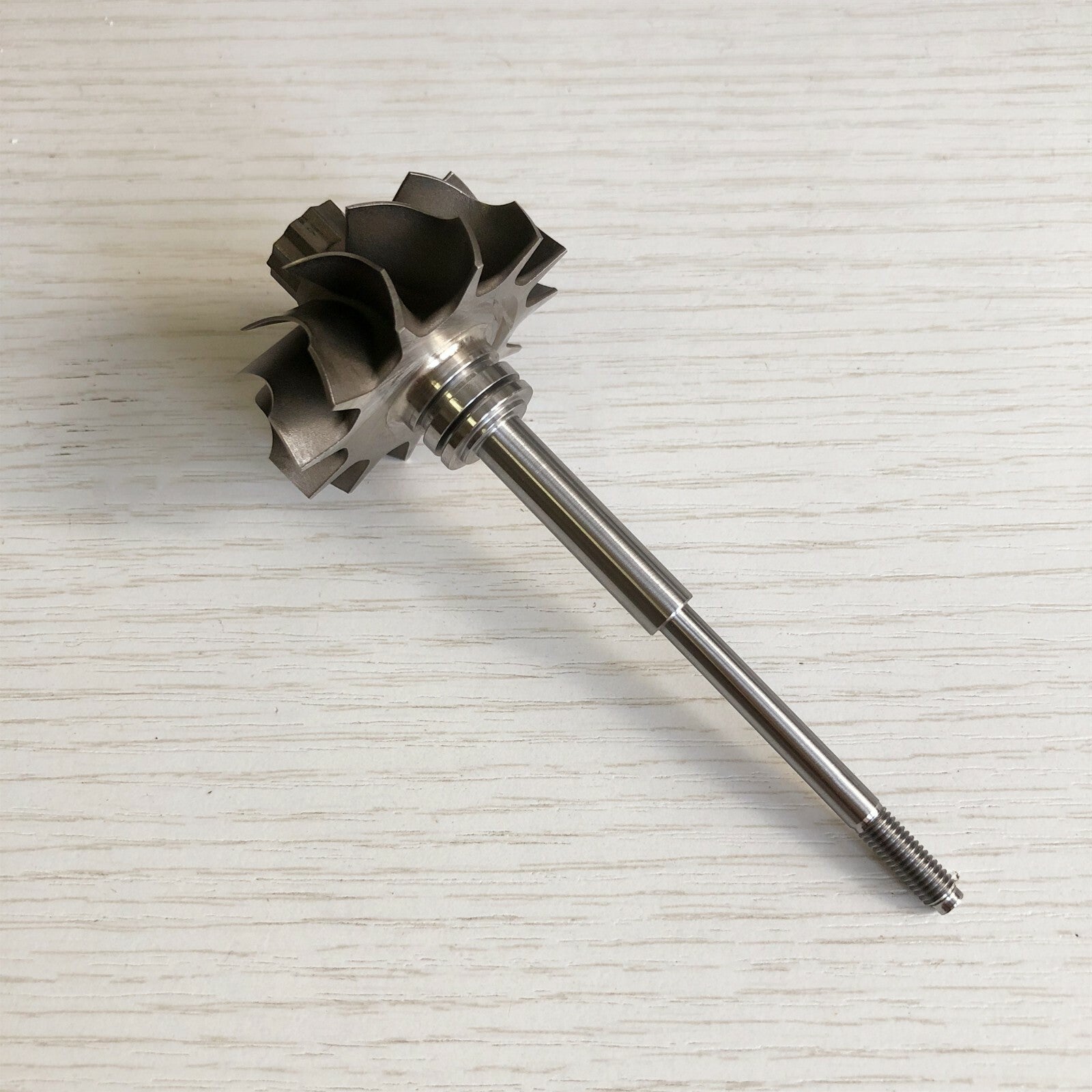 TD04 40.00/47.2mm 49177-30120, 49177-30130, 49377-30200 Turbine Shaft Wheel
